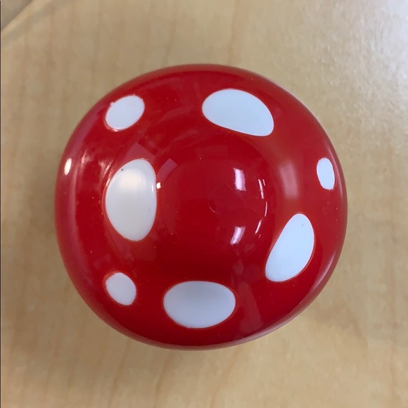 Meet your Posher, Rae - Picture 1 of 1